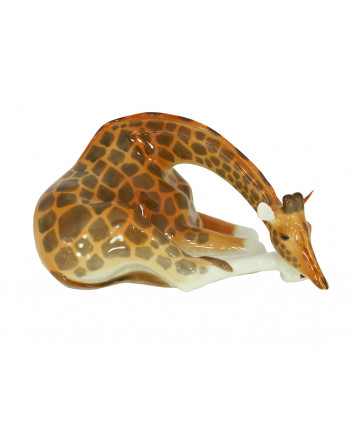 LOMONOSOV IMPERIAL PORCELAIN FIGURINE GIRAFFE WITH HEAD DOWN 