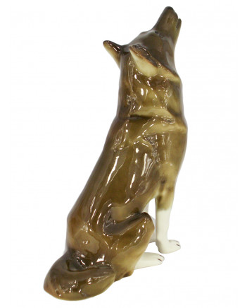 LOMONOSOV IMPERIAL PORCELAIN FIGURINE WOLF SITTING