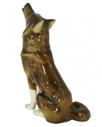 LOMONOSOV IMPERIAL PORCELAIN FIGURINE WOLF SITTING