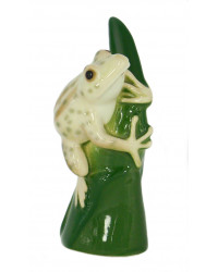 LOMONOSOV IMPERIAL PORCELAIN FIGURINE FROG ON LEAF