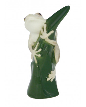 LOMONOSOV IMPERIAL PORCELAIN FIGURINE FROG ON LEAF