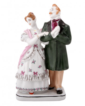LOMONOSOV IMPERIAL PORCELAIN FIGURINE GOGOL DEAD SOULS The Manilovs Family